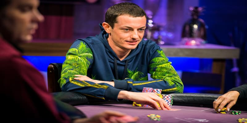 Giới thiệu một số thông tin về Thomas Dwan Jr